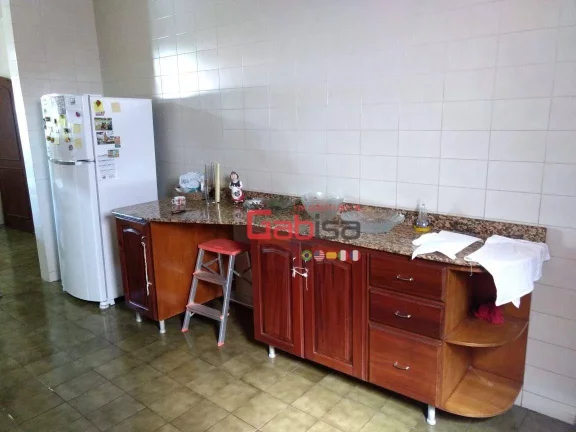 Imagem Casa com 3 dormitórios à venda, 283 m² por R$ 800.000,00 - Centro - São Pedro da Aldeia/RJ