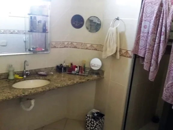Imagem Casa Duplex, 05 Quartos, Area Gourmet c/ Churrasqueira, 06 Vagas de garagem, Enseada Azul, Guarapari - ES