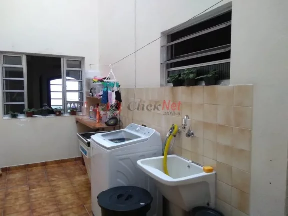 Imagem Oportunidade - Amplo Sobrado à Venda em São Bernardo do Campo no bairro Alto Industrial.