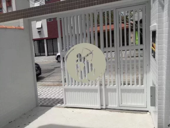 Imagem SOBREPOSTA BAIXA NOVA COM 2 VAGAS DE GARAGENS.