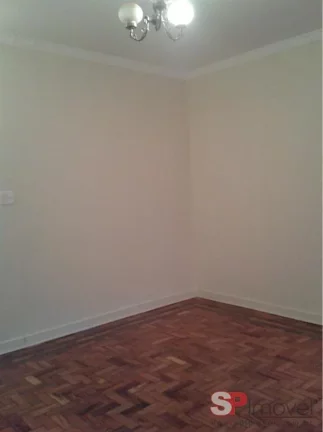 Imagem Sobrado Vila Regente Feijo - 3 dormitorios - 2 Salas - Banheiro e Lavabo - Quintal - 1 Vaga.