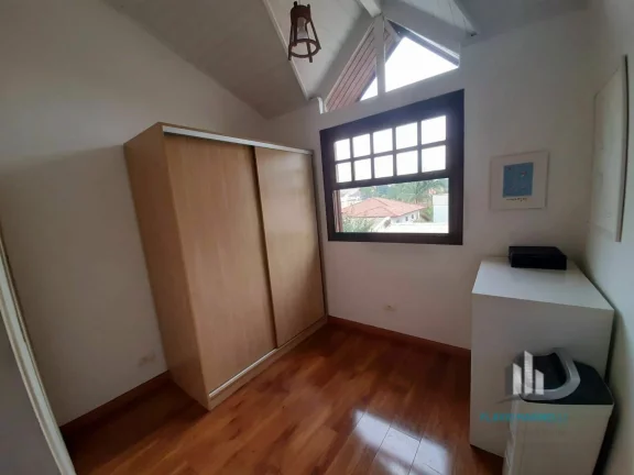 Imagem Alphaville 6 Casa de 259m² com 3 Dorms sendo 1 Suíte e 2 Vagas de Garagem