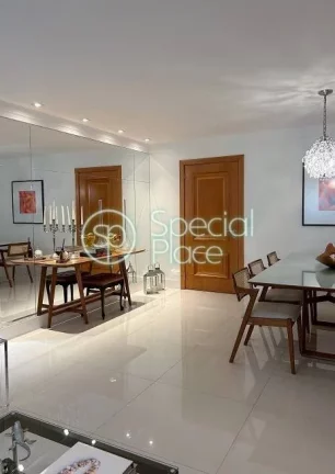 Imagem Belíssimo imóvel finamente decorado. São 123m2 de área privativa, 3 dormitórios ( 1 suíte) e 2...