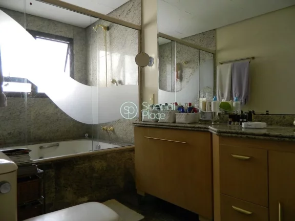 Imagem Apartamento à venda na Rua Luisiânia, 215 no Brooklin, em São Paulo/SP. É um imóvel de 356m2 de...