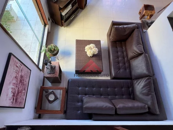 Imagem Casa em condomínio fechado, ótima localização, próximo das praias da região oceânica.