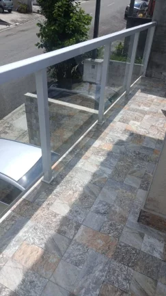 Imagem Lindo Sobrado semi-geminado - Residencial Villa D´este