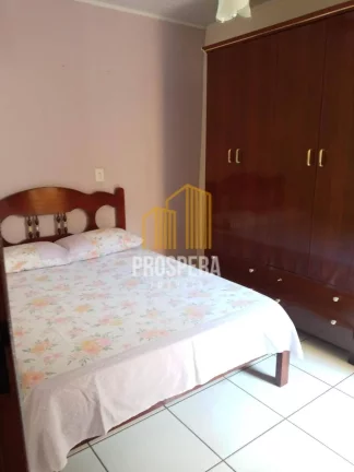 Imagem Casa no centro com possibilidade de conversão em ponto comercial