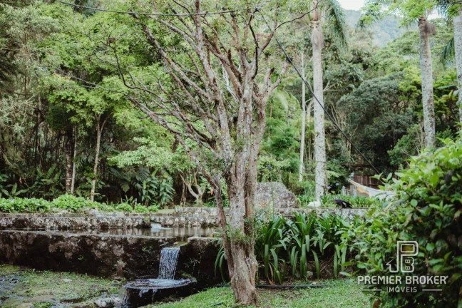 Imagem Casa à venda, 370 m² por R$ 1.700.000,00 - Albuquerque - Teresópolis/RJ