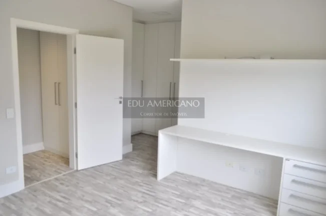 Imagem VILA GIGLIO. CASA CLÁSSICA EM BAIRRO NOBRE.