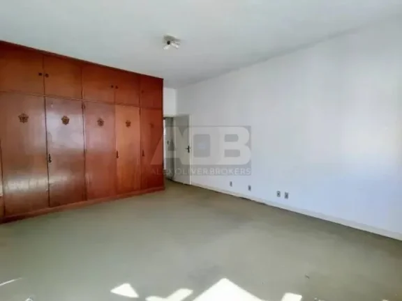 Imagem Apartamento à venda em Copacabana, 233m2, 4 quartos, 1 Vaga, na Bolívar.