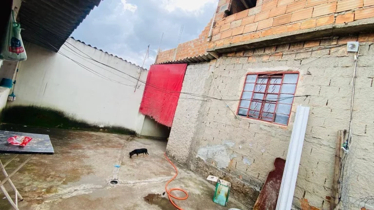 Imagem Casa com 3 Quartos à Venda, 320 m² em Vila Ideal (parque Durval De Barros) - Ibirité