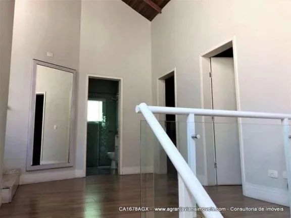 Imagem Linda casa contemporânea, com estilo europeu, envidraçada e bem iluminada. Construída para morar....