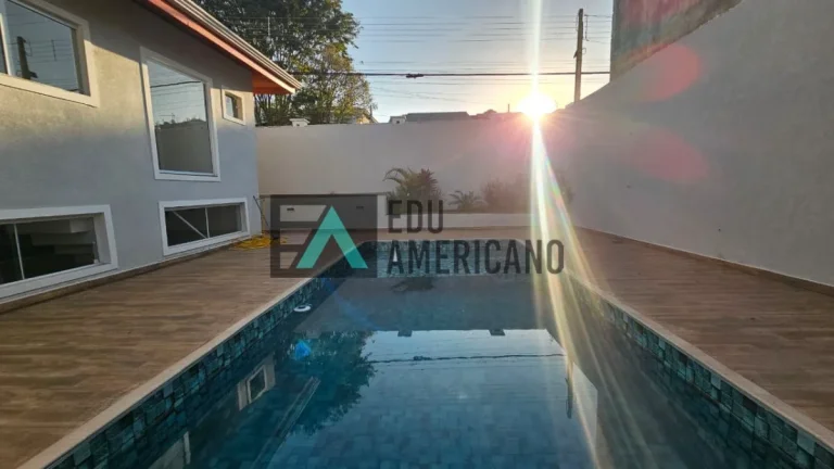 Imagem Casa com piscina em Atibaia