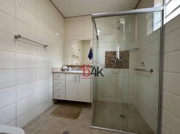 Imagem Casa à venda com 3 suites na Vila Sonia - Jardim Jussara.