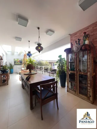 Imagem Casa no Belvedere I com 3 suítes