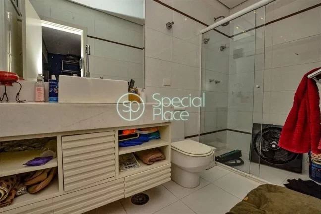 Imagem Cobertura Duplex Jardim Europa. Excelente! Duas suítes (é possível fazer mais dois dormitórios n...
