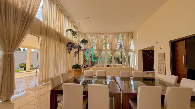 Imagem EXCELENTE IMÓVEL COMERCIAL/RESIDENCIAL DE ALTO PADRÃO DISPONIVEL PARA VENDA E LOCAÇÃO EM AREA NOBRE DE FRANCA/SP