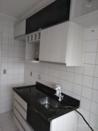 Imagem Oportunidade - Apartamento Andar Médio de 2 Dormitórios e 1 vaga de garagem na Vila Carmosina a 2min da Estação Dom Bosco