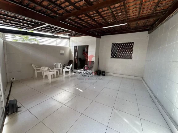 Imagem Vende-se casa no bairro do Tambiá, em ótima localização