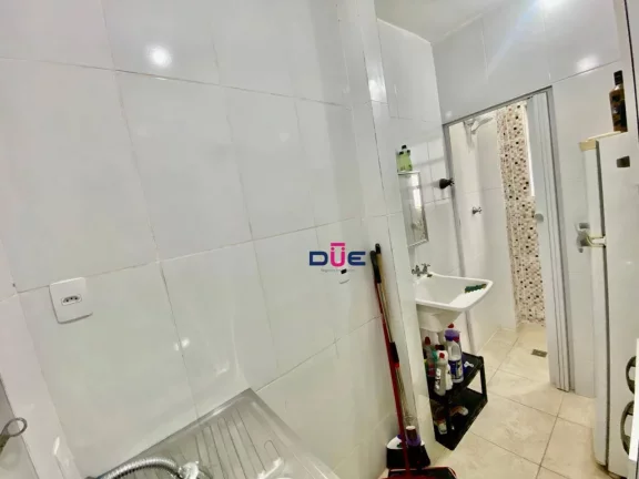 Imagem Kitnet com 1 dormitório à venda, 30 m² por R$ 180.000 - Itararé - São Vicente/SP