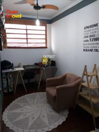 Imagem Casa à venda no Jardim Paulistano, Ribeirão Preto-SP: 3 quartos, 1 suíte, 2 salas, 4 banheiros, 3 vagas de garagem. 206 m². Zona leste! Quer Imóvel Negócios Imobiliários.