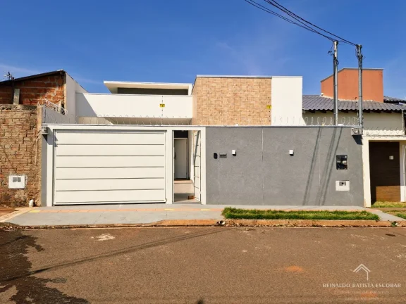 Casa térrea design moderno com piscina à venda na Praia da Urca