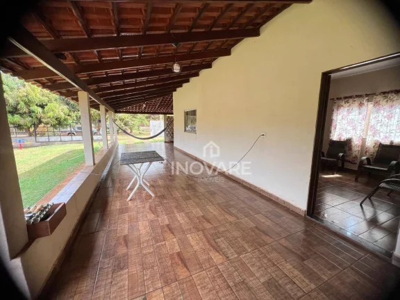 Imagem Rancho com 3 dormitórios à venda por R$ 230.000,00 - Village Imperial - Itumbiara/GO