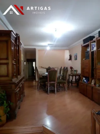 Imagem Sobrado á venda na Mooca Rua Itaqueri A.C 283 m² 4 dormitórios 3 suítes 6 vagas