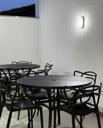 Imagem Apartamento Mobiliado com 2 Dormitórios sendo 1 Suíte na Anita Garibaldi em Joinville - SC