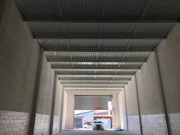 Imagem Galpão para alugar, 300 m² por R$ 7.800,00/mês - Calmon Viana - Poá/SP
