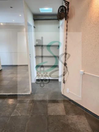 Imagem Apartamento à venda na Vila Itapura, Campinas/SP. Apartamento com 2 dormitórios com armários , cozinha americana, banheiro social com armário, despen
