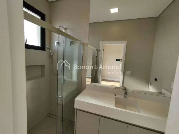 Imagem Magnífico e espaçoso sobrado, recém construído, com área construída de 378 m². Arquitetura co...