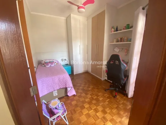 Imagem Confira esta excelente oportunidade de adquirir uma casa em Valinhos, no renomado condomínio Vivend...