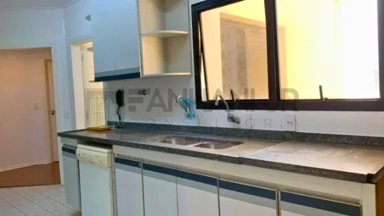 Imagem Aluguel de Apartamento de Luxo na Vila Uberabinha, São Paulo-SP: 3 quartos, 3 suítes, 3 salas, 5 banheiros, 2 vagas, 174m²