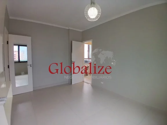 Imagem Apartamento Reformado com 02 suítes vaga de garagem elevador portaria 24h na Pompéia - Santos R$ 849.000,00