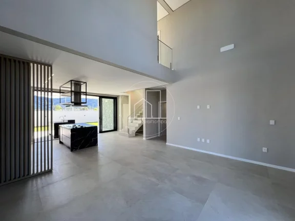 Imagem Casa Alto Padrão para Venda em Florianópolis / SC no bairro São João do Rio Vermelho