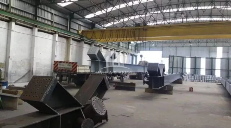 Imagem Vende ou Aluga Galpão Comercial com 3.500m², Zona Mista e Urbana, Ponte Rolante 20, 10 e 3 TON. Pé direito 8 mts em Rio Grande da Serra-SP
