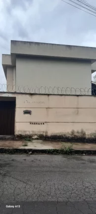 Casa em Condomínio à Venda em Santa Luzia, 3 Quartos, 96m²