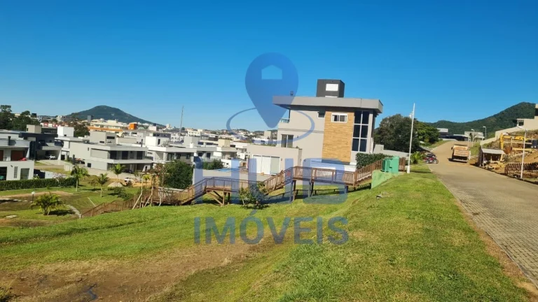 Imagem TERRENO EM CONDOMINIO FECHADO COM PROJETO APROVADO