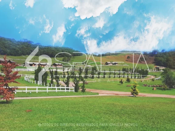 Fazenda cinematográfica com 120 alqueires à venda em Sapucaí Mirim em Minas Gerais