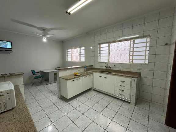 Imagem Descubra Seu Novo Lar no Coração do Jardim Santa Emília - Uma Joia Rara Espera por Você!