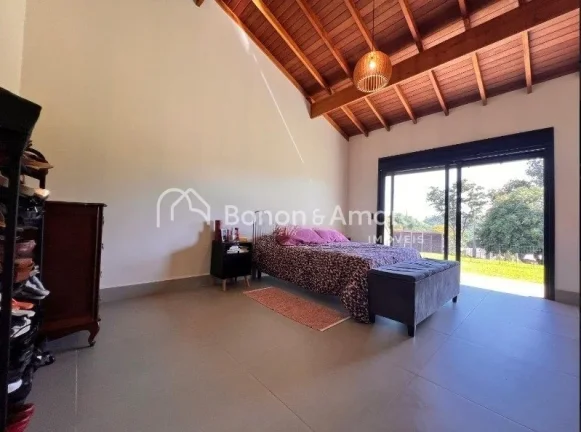 Imagem Charmosa casa de campo em um dos condomínios mais completos da região, perfeita para quem busca tr...