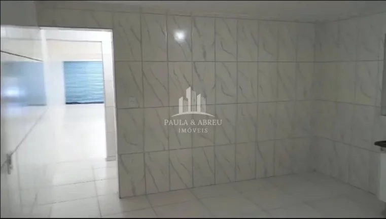 Imagem Aluga Salão Comercial em Avenida, 80m², Quarto, Lavanderia, Cozinha, 1 Banheiro, Porta Automática, no Jardim Zaíra, Mauá-SP