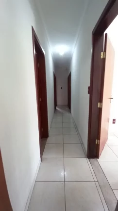 Imagem CASA Á VENDA NO JARDIM SANTA MONICA EM FRANCA/SP - 250m² terreno - 221m² construção - 04 dormitórios sendo 1 suíte