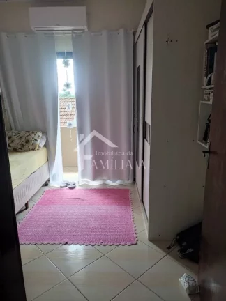 Imagem Casa Fundos com Sobrado no Morro do Meio