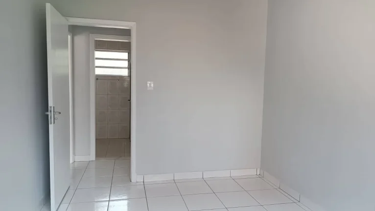 Imagem Apartamento reformado com 2 dormitórios