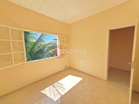 Imagem Casa duplex a venda,2 quartos, à 300 metros da Praia do Foguete - Cabo Frio