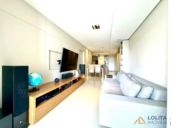 Imagem Apartamento à Venda no Centro, 3 quartos e 3 vagas em Florianópolis/SC.