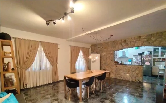 Imagem Sobrado com 5 dormitórios à venda, 340 m² por R$ 750.000,00 - Jardim Das Oliveiras - Jacareí/SP
