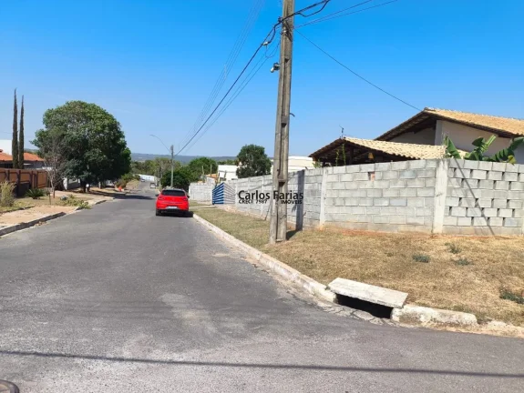 Imagem Casa em Condomínio para Venda em Brasília, Setor Habitacional Jardim Botânico, 2 dormitórios, 2 suítes, 3 banheiros, 4 vagas